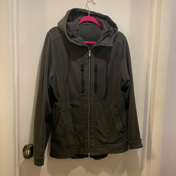 Lululemon dispatch jacket - Picture 2 of 8